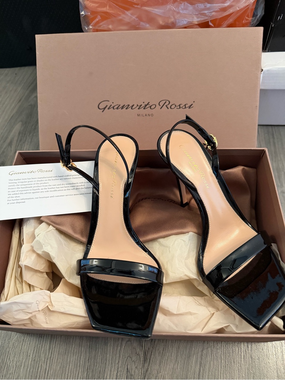 🖤 ✨ Gianvito Rossi Black Patent Leather Slingback Heels ✨ 🖤